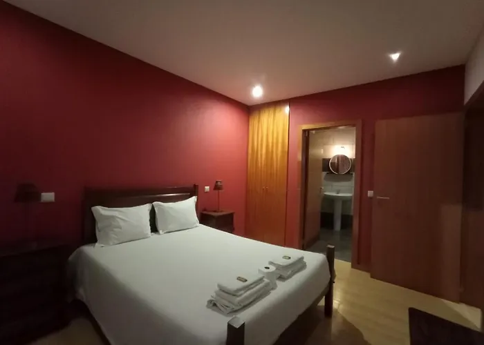 Geres E Cabreira - Casa Alexandrina Vilar * Frades